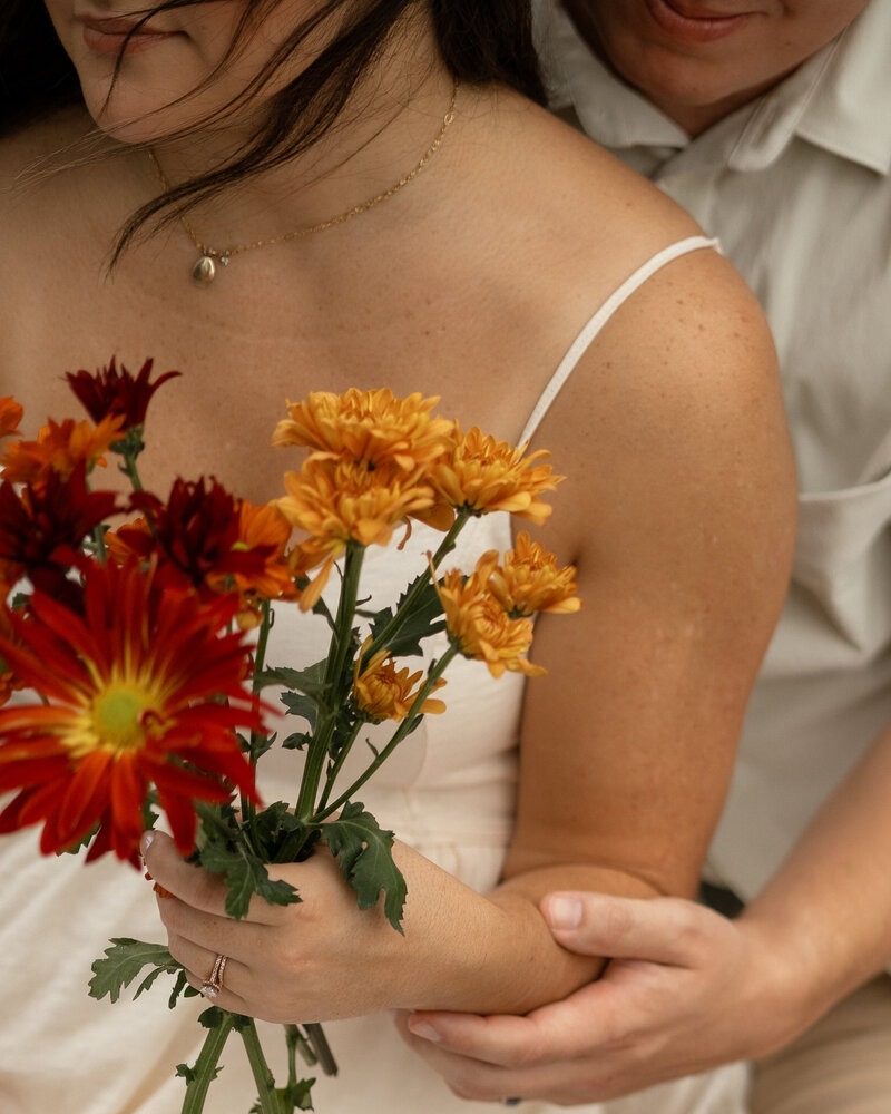 fall engagement photos inspiration